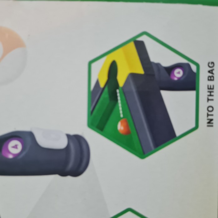            Masa de biliard pentru copii din plastic, cu accesorii incluse si picioare, 55x30x14 cm
         