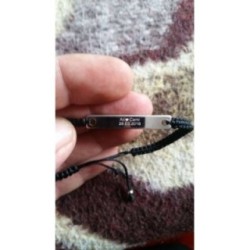Bratara din snur negru impletit cu placuta metalica gravata cu textul tau.