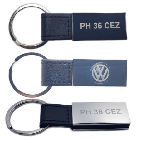 Breloc personalizat metalic in forma de dreptunghi cu piele gravat cu numarul de la masina