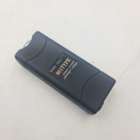 Mini zseblámpa elektromos sokkolóval, műanyag, akkumulátor, textil huzat, fekete, 9 cm