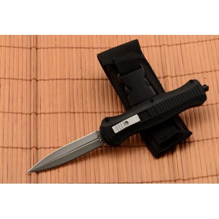 Cutit cu Deschidere Automata pe Buton, Spart Geam, Maner Antialunecare, Prindere Curea, Husa, Cutie, Lama Otel, 23 cm