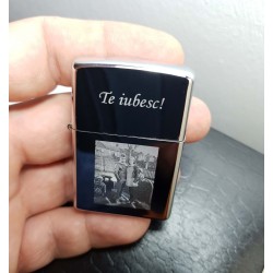 Személyre szabott öngyújtó, Zippo stílusú, fényképpel és a te szövegeddel gravírozva 2